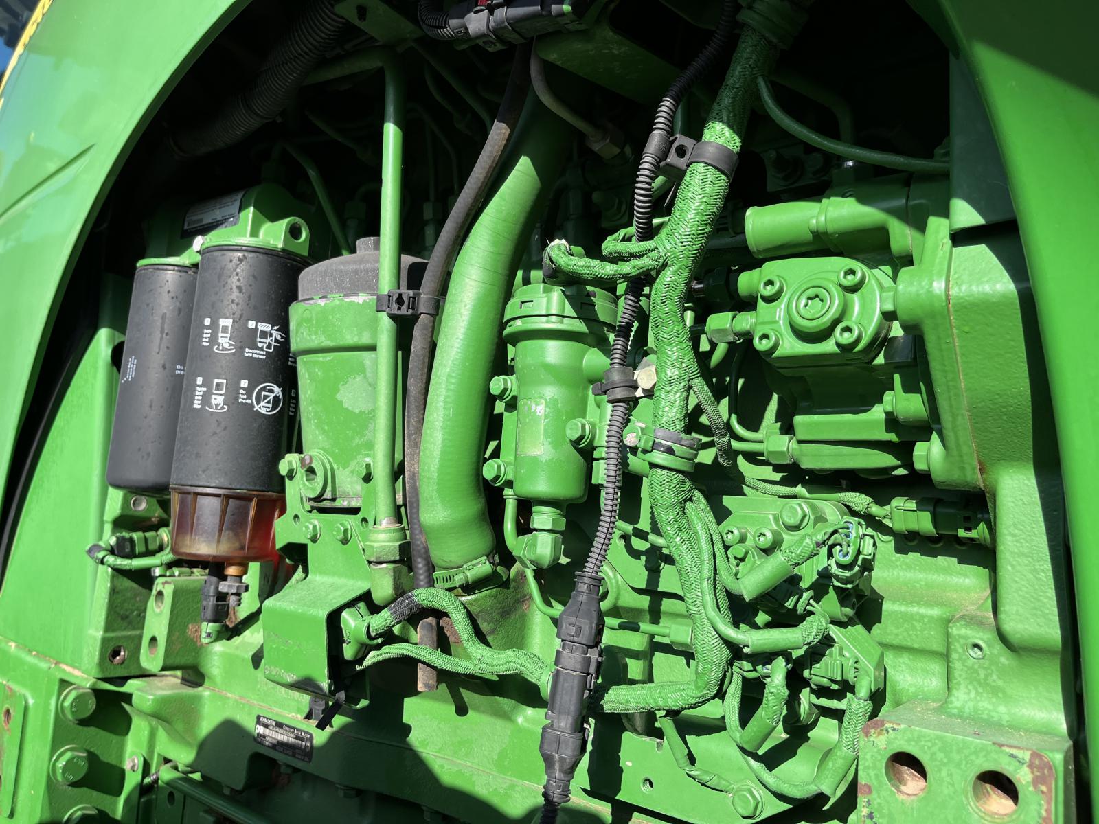 ./imagenes/INVOICE/2019/17674/JOHN DEERE 8310R (2).JPG